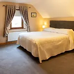 Twin Peaks Guest house