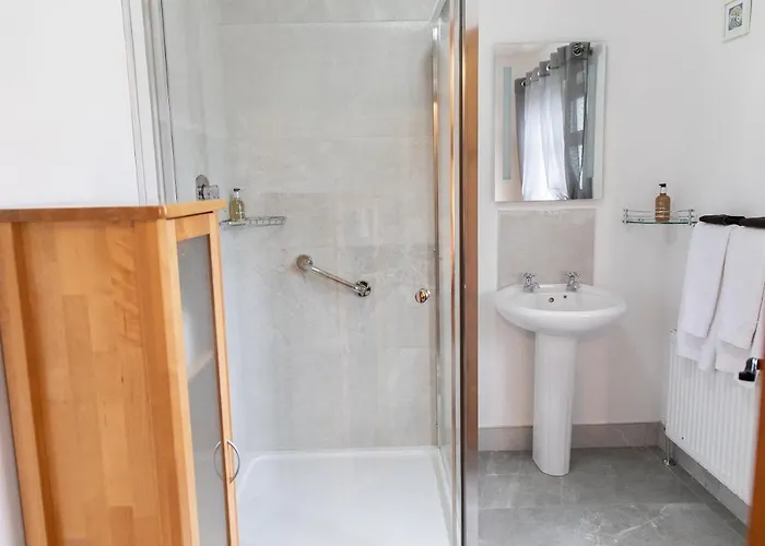 Twin Peaks Guest house 4*