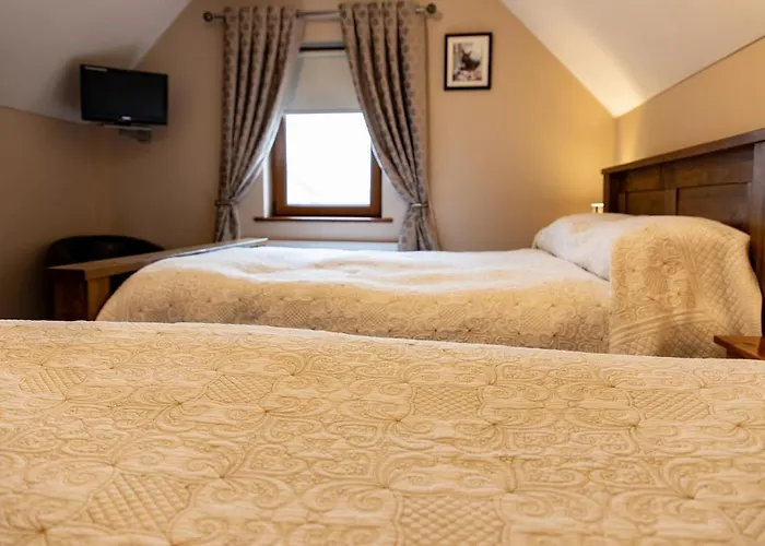 Twin Peaks Guest house 4*